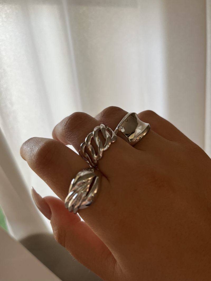woman ring