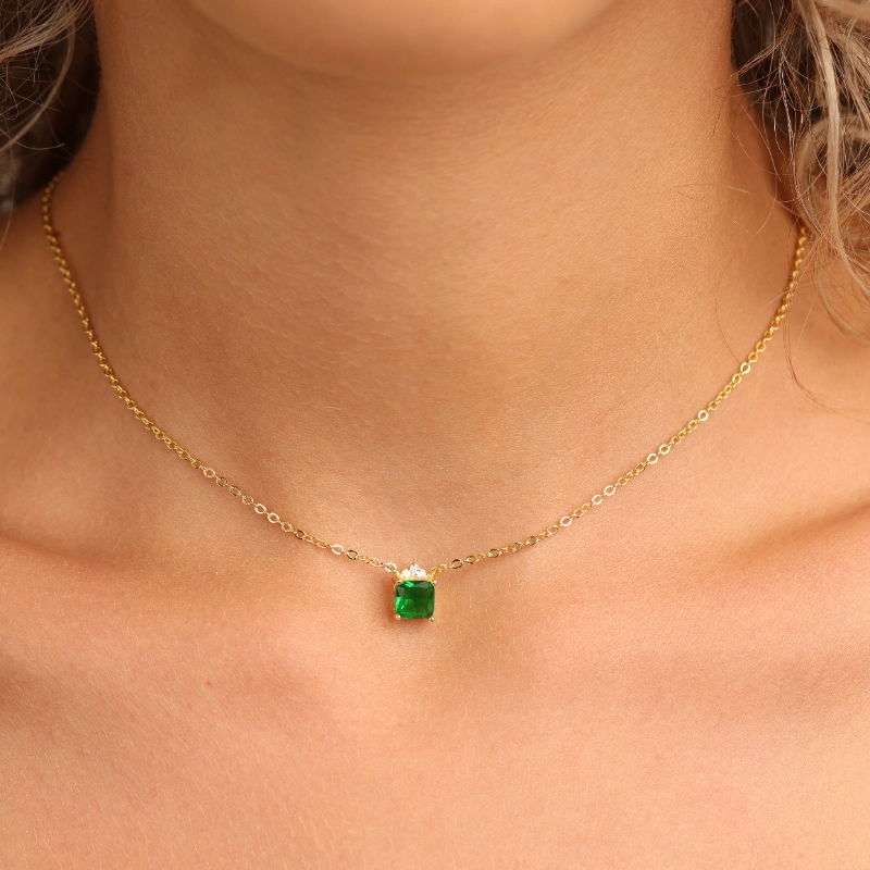 10451silver Necklaces.webp