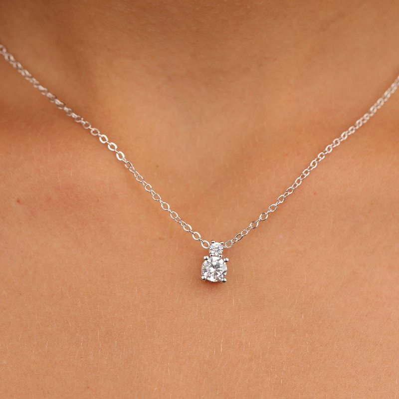10651silver Necklaces.webp