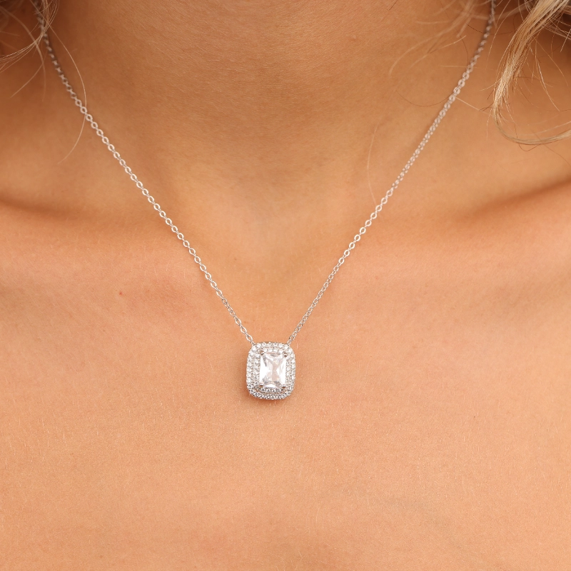 1069silver Necklaces.webp