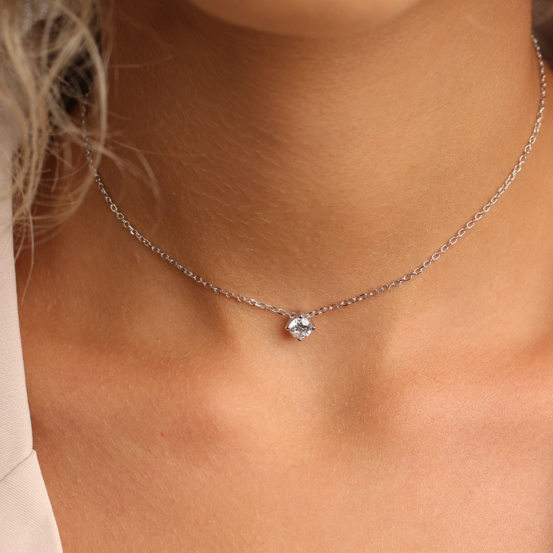 1125 1silver Necklaces.webp
