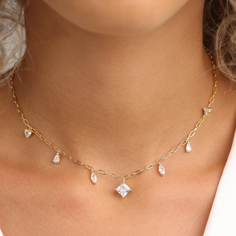 1126 21silver Necklaces.webp