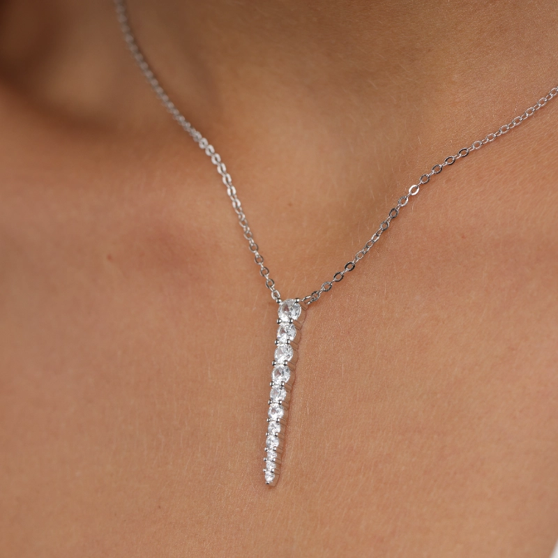 1130silver Necklaces.webp