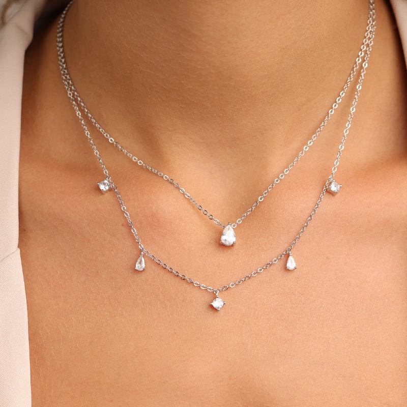 1152 11silver Necklaces.webp