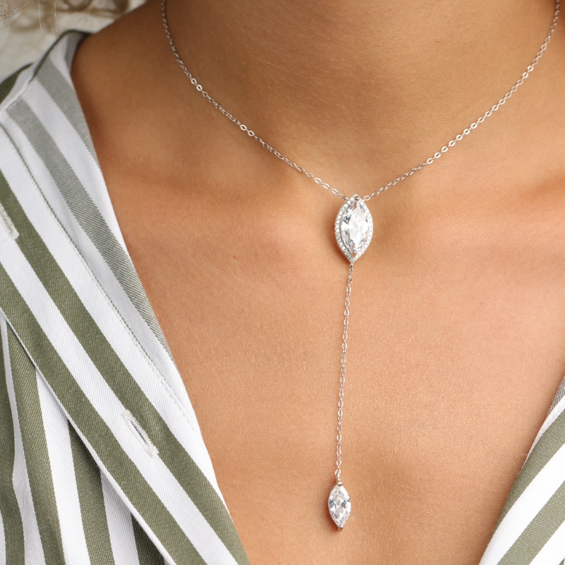 1167 11silver Necklaces.webp
