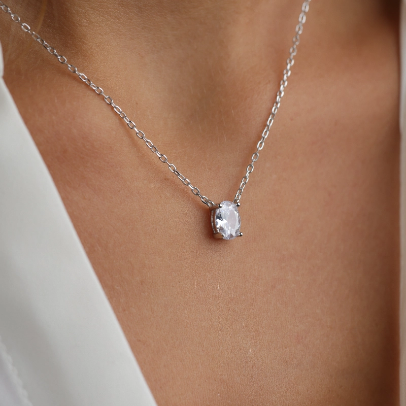 1173silver Necklaces.webp