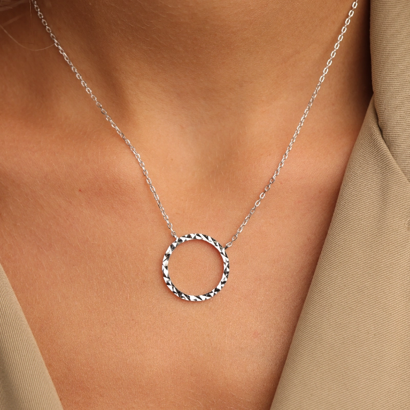 11971silver Necklaces.webp