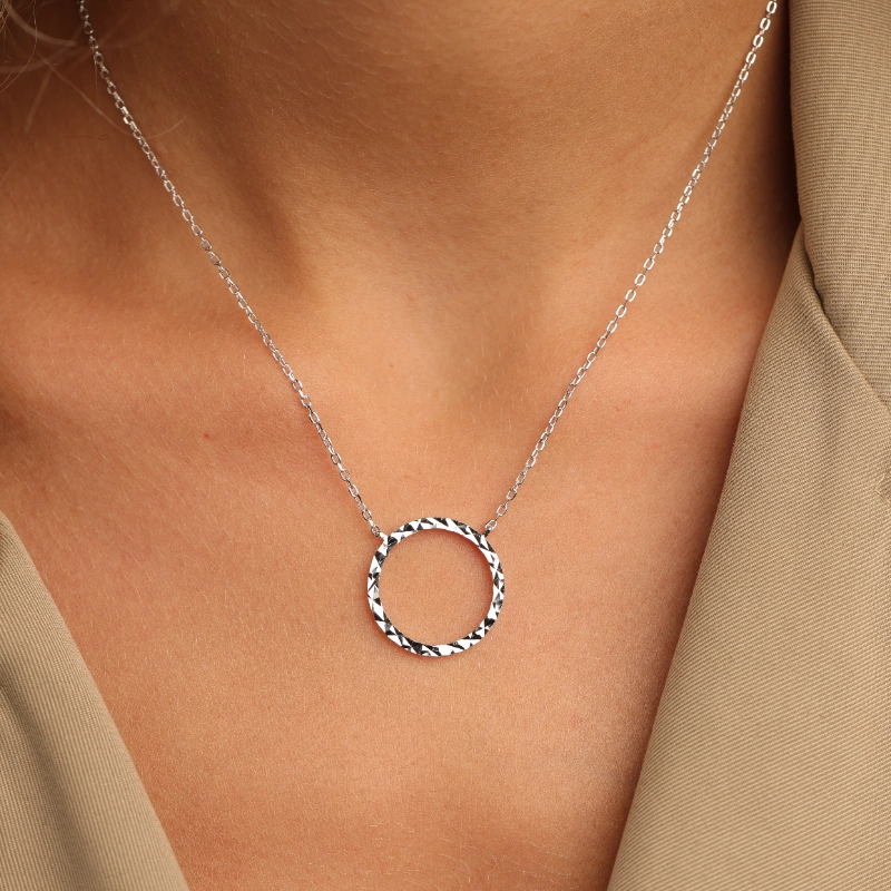 1197silver Necklaces.webp